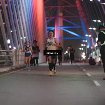 Runner Photo 6239904