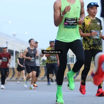 Runner Photo 6239918