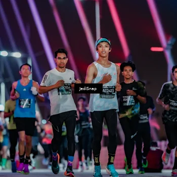 Runner Photo 6239943