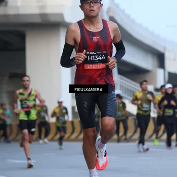 Runner Photo 6239976