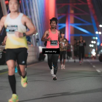 Runner Photo 6239980