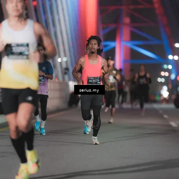 Runner Photo 6240035