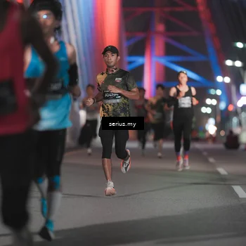 Runner Photo 6240040