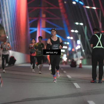 Runner Photo 6240070
