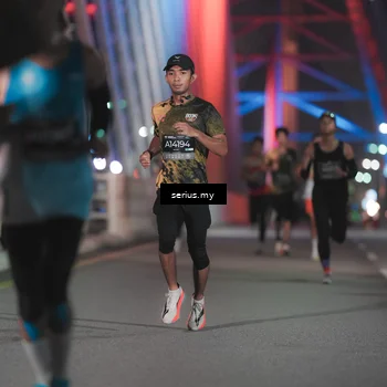 Runner Photo 6240071