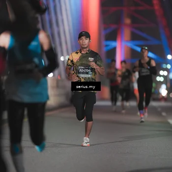 Runner Photo 6240095