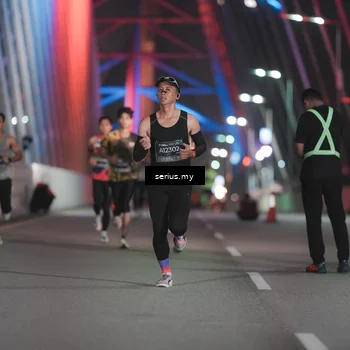 Runner Photo 6240100