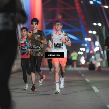 Runner Photo 6240119