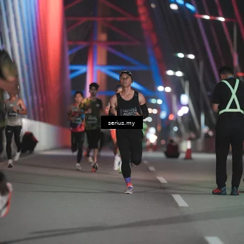 Runner Photo 6240129