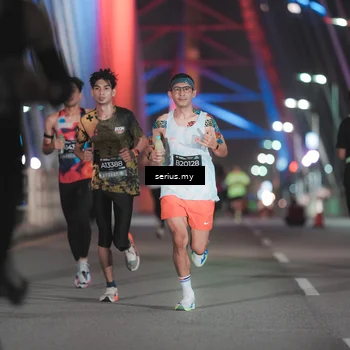Runner Photo 6240132