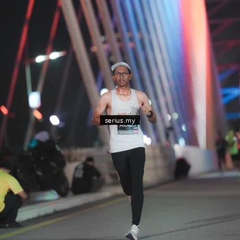 Runner Photo 6240165