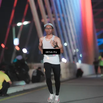 Runner Photo 6240176
