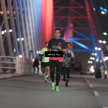 Runner Photo 6240218