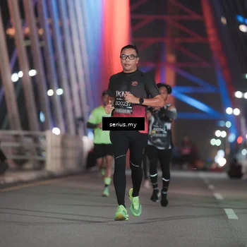 Runner Photo 6240224