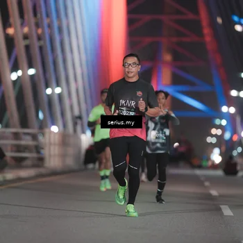 Runner Photo 6240236