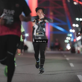 Runner Photo 6240296