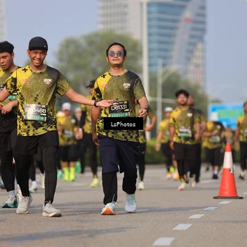 Runner Photo 6240341