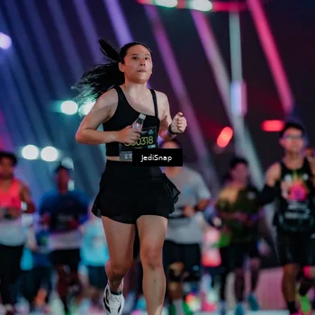 Runner Photo 6240371