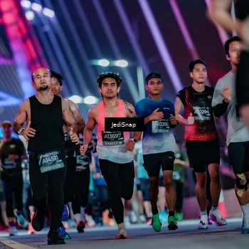 Runner Photo 6240377