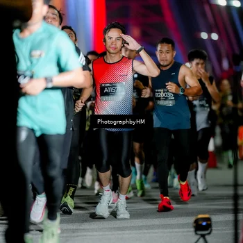 Runner Photo 6240403