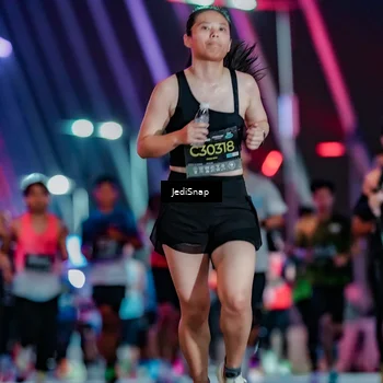Runner Photo 6240444