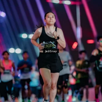 Runner Photo 6240446
