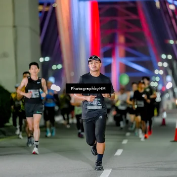 Runner Photo 6240453
