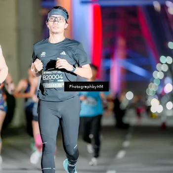 Runner Photo 6240466