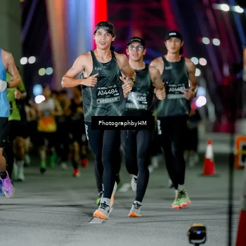 Runner Photo 6240476