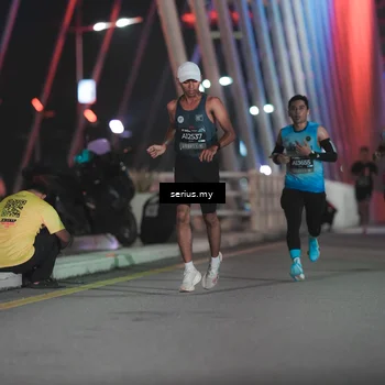 Runner Photo 6240487