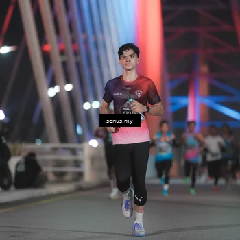 Runner Photo 6240493