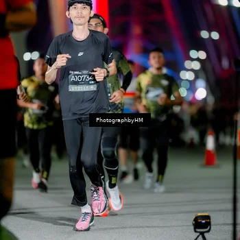 Runner Photo 6240498