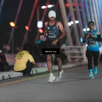 Runner Photo 6240514