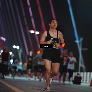 Runner Photo 6240548