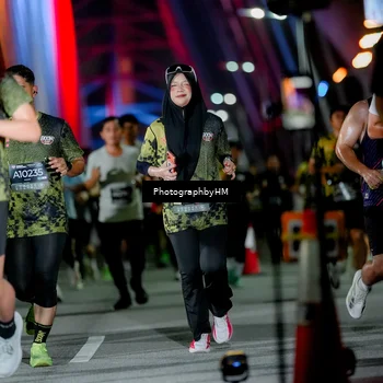 Runner Photo 6240565