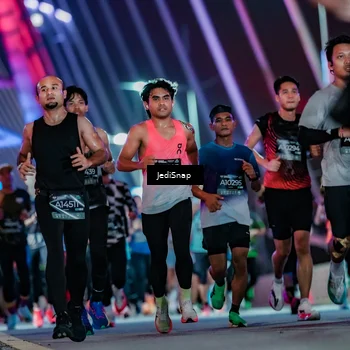 Runner Photo 6240593