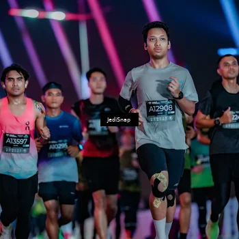 Runner Photo 6240594