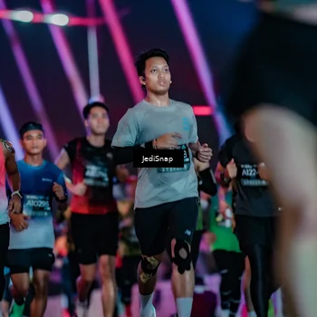Runner Photo 6240606