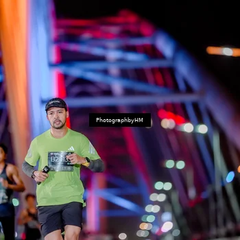 Runner Photo 6240607