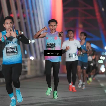 Runner Photo 6240642