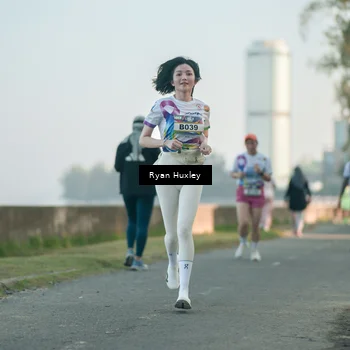 Runner Photo 6240665