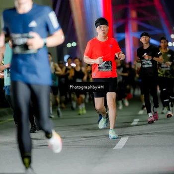 Runner Photo 6240701