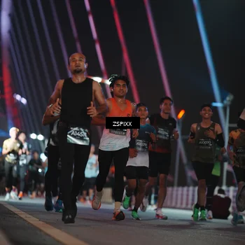 Runner Photo 6240711