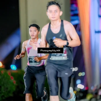 Runner Photo 6240712