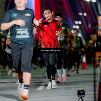Runner Photo 6240719