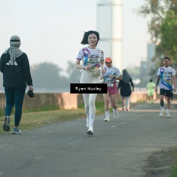 Runner Photo 6240744