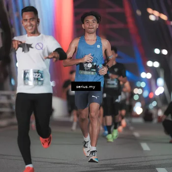 Runner Photo 6240754