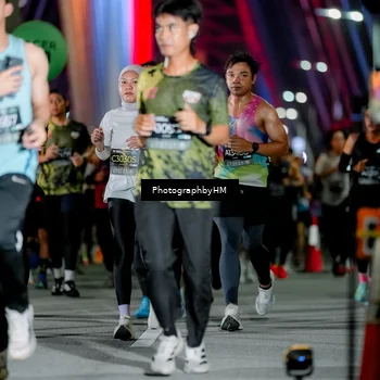 Runner Photo 6240763