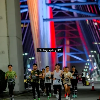 Runner Photo 6240819