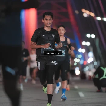 Runner Photo 6240832